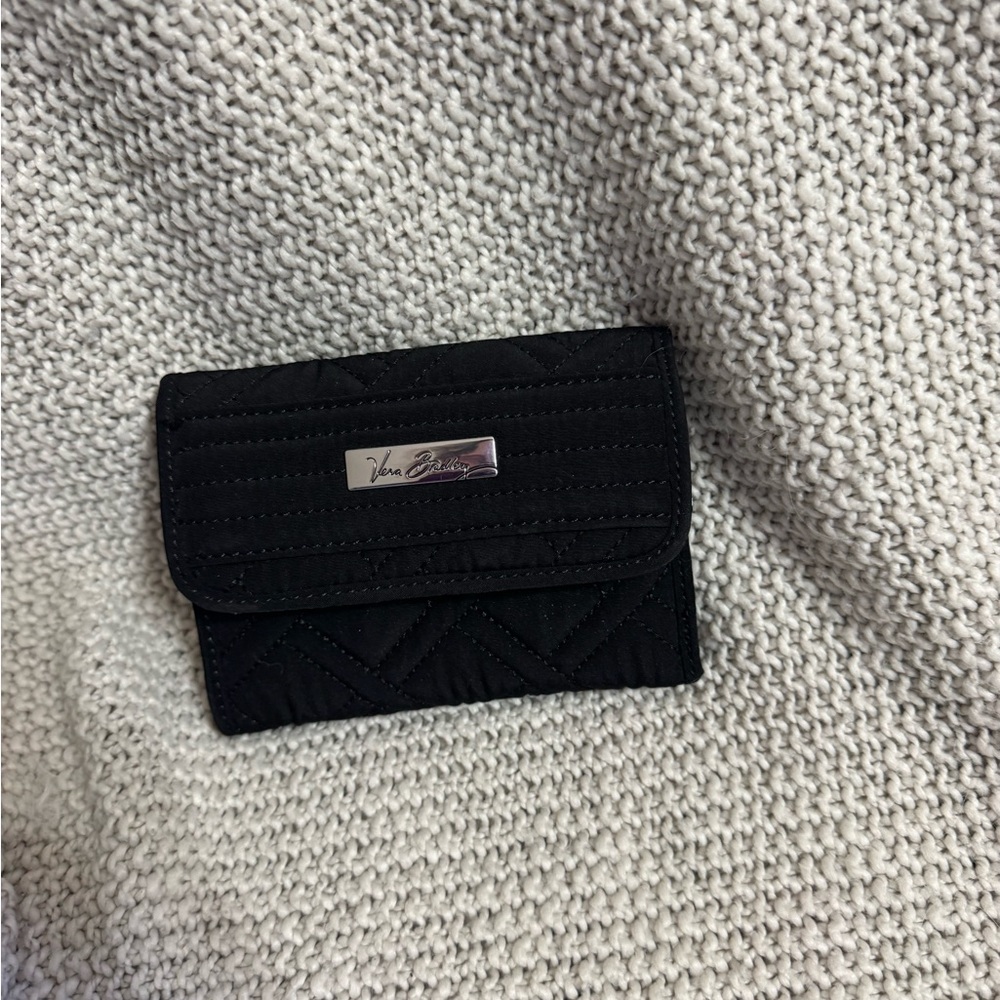 Vera‎ Bradley Black Quilted wallet.